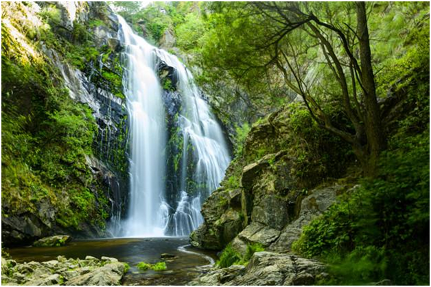 Top 3 Greatest Lombok Waterfalls Traveler Will Admire